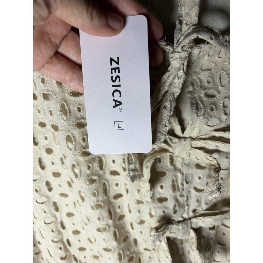 NWT Beige Zesica Long Sleeve Mini Babydoll Dress Tie Front‎ Eyelet, Large - Picture 4 of 9